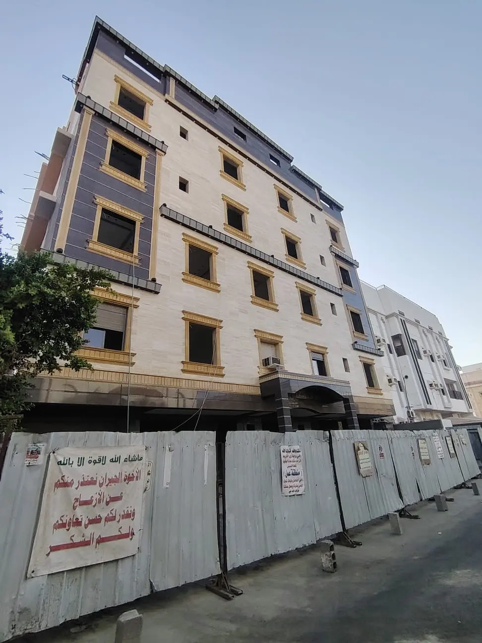 مقاول بناء عمارة سكنية في جدة